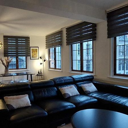 The View - Spacious 2 Bdr Appt In With View Αμβέρσα Εξωτερικό φωτογραφία