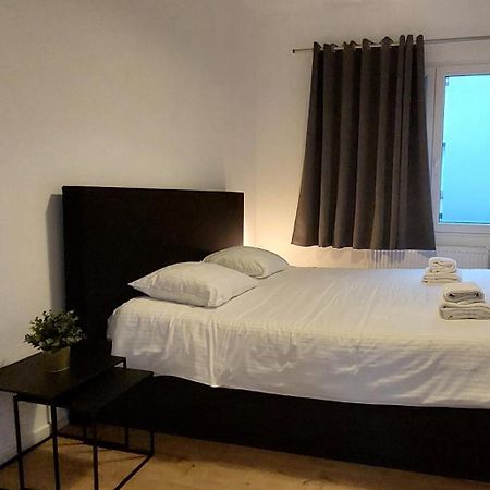 The View - Spacious 2 Bdr Appt In With View Αμβέρσα Εξωτερικό φωτογραφία