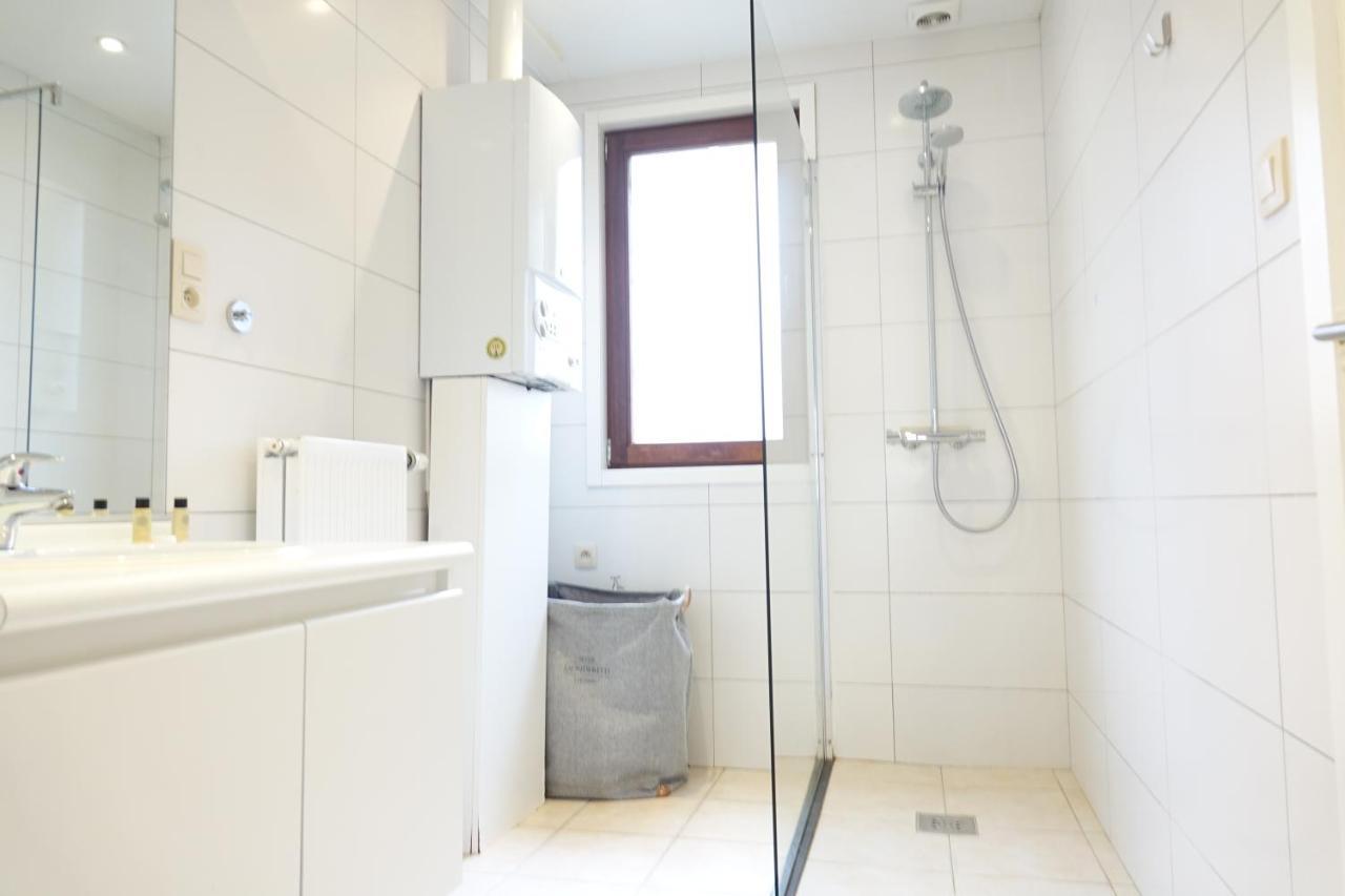 The View - Spacious 2 Bdr Appt In With View Αμβέρσα Εξωτερικό φωτογραφία